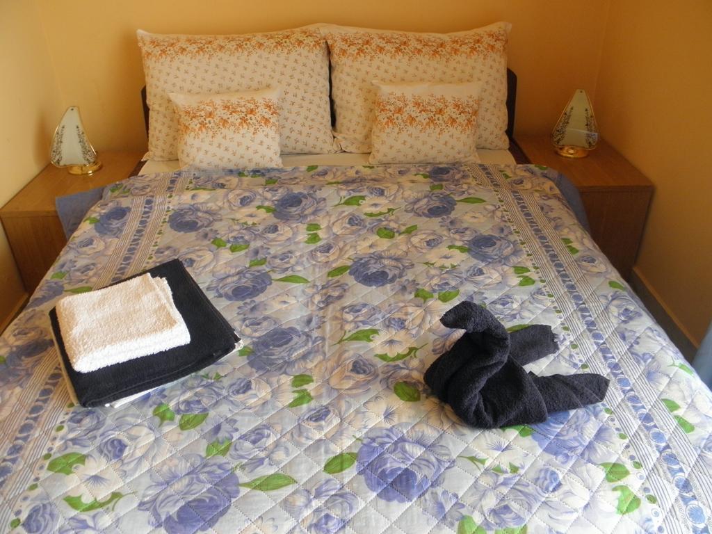Kristaly Apartman Heviz Bagian luar foto