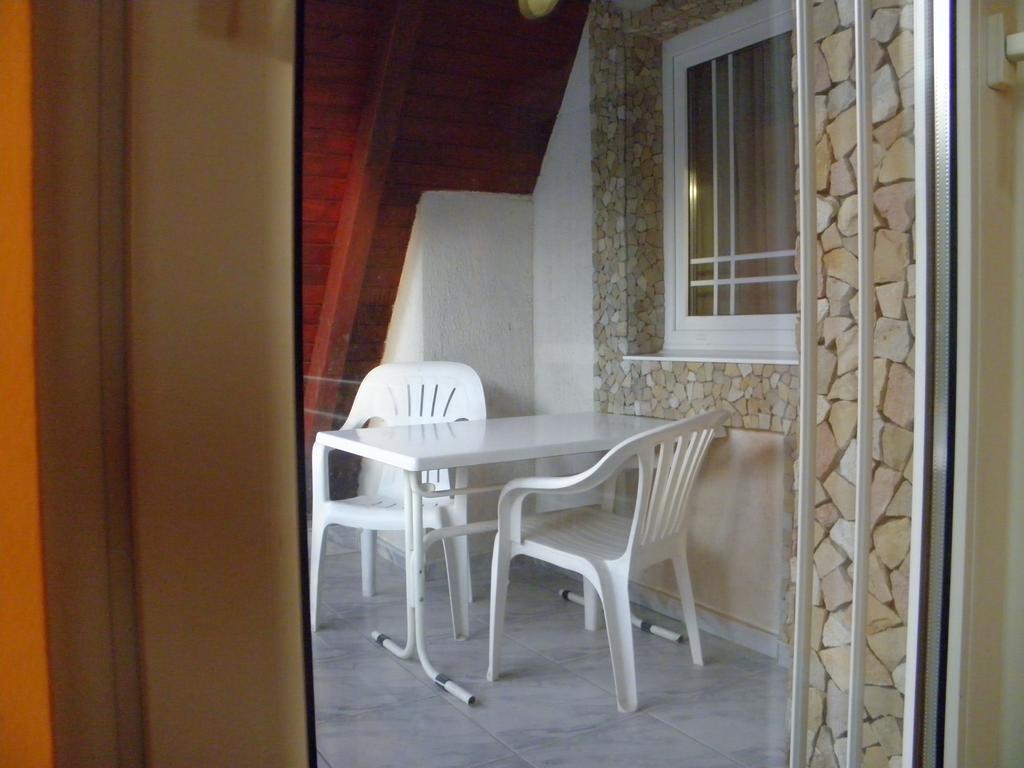 Kristaly Apartman Heviz Bagian luar foto