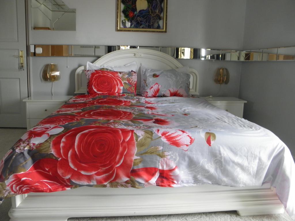 Kristaly Apartman Heviz Bagian luar foto